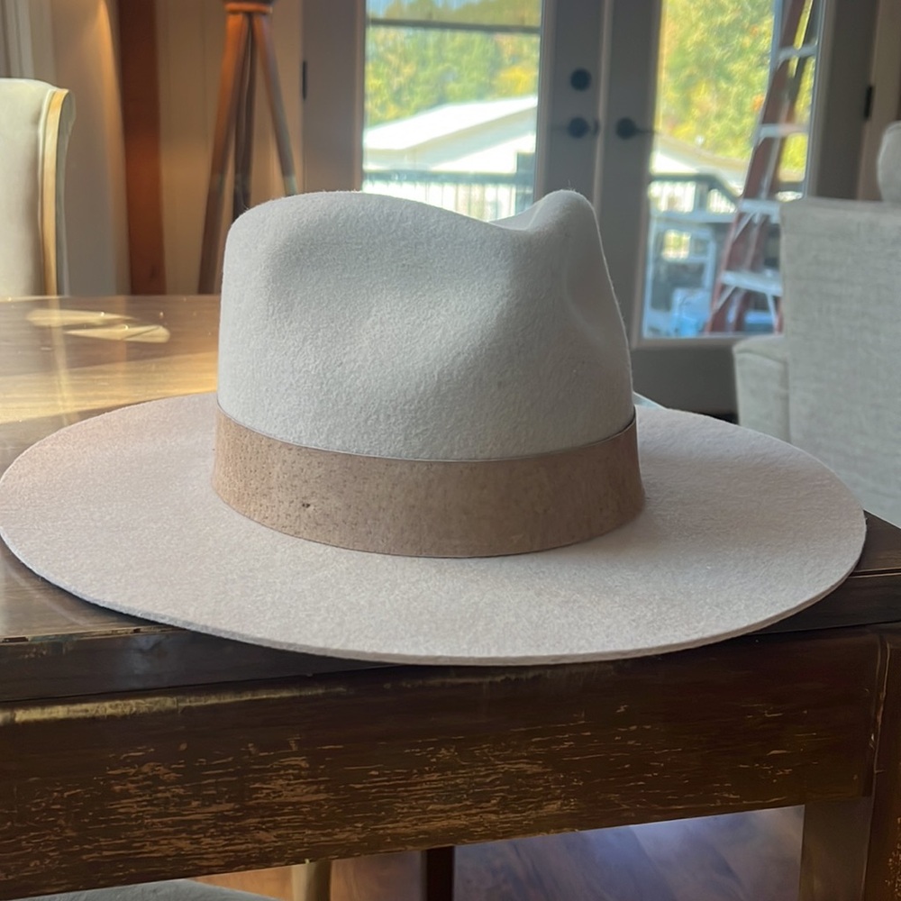 Beautiful GiGi Pip rancher hat! EUC, size 57 S/M